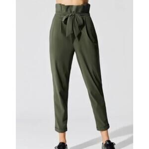 ONA Women's Paper Bag Pants Army Green Small Athleisure Ankle Travel Stretch